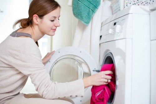 Sử dụng máy giặt có tính năng tiết kiệm điện