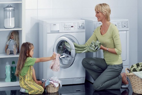 Thói quen hàng ngày làm ảnh hưởng đến tuổi thọ của máy giặt