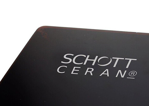 Mặt kính Schott Ceran vừa bền đẹp lại có khả năng chống được các cú sốc nhiệt đột ngột lên tới 750 độ C