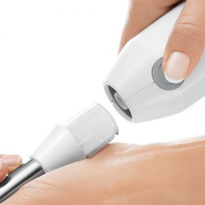 Dễ dàng tháo lắp với 1 nút nhấn