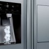 ngăn lấy đá và nước mát bên ngoài tủ lạnh bosch KAG93AIEP