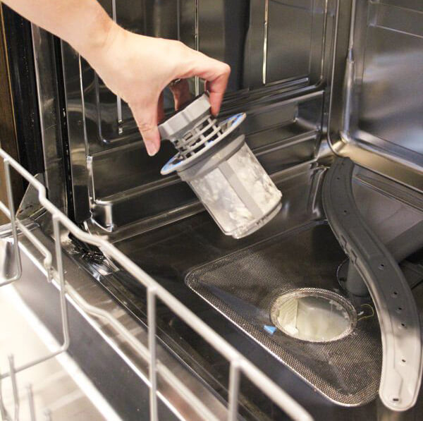 nguyên nhân và cách xử lý máy rửa bát rửa không khô